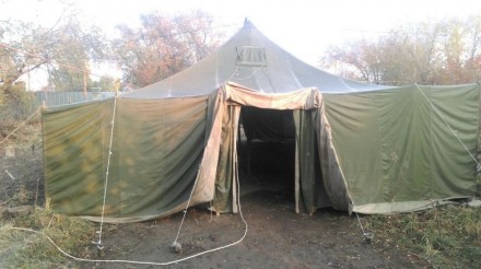 Військова палатка розміщенням до  150-200 чоловік, відмінного стану із прорезине. . фото 4
