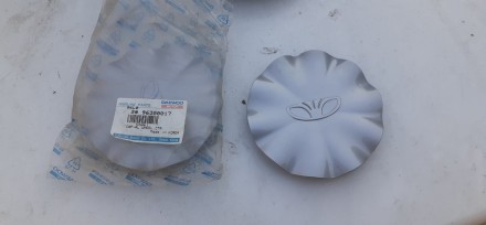 Продам колпачок на диск Daewoo Nubira
Состояние новое
96300017 Колпачок на лит. . фото 4