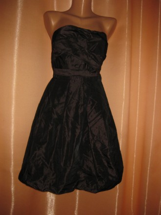 платье, ZARA BASIC, XS/24р, км0803
цвет черный с отливом, ткань легкая, приятна. . фото 2