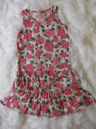 платье туника Cherokee, S , км0772
белое с красивыми нежно розовыми цветами, и . . фото 10
