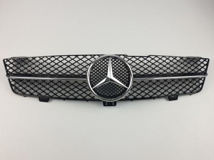 Решетка радиатора Mercedes CLS-Class W219 2008-2010год SL Black. Чернівці. фото 1 Решетка радиатора Mercedes CLS-Class W219 2008-2010год SL Black. Чернівці. фото 1