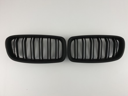 Решетка радиатора BMW 3 Series F30/F31 2012-2018год Черный Матовый. Чернівці. фото 1 Решетка радиатора BMW 3 Series F30/F31 2012-2018год Черный Матовый. Чернівці. фото 1