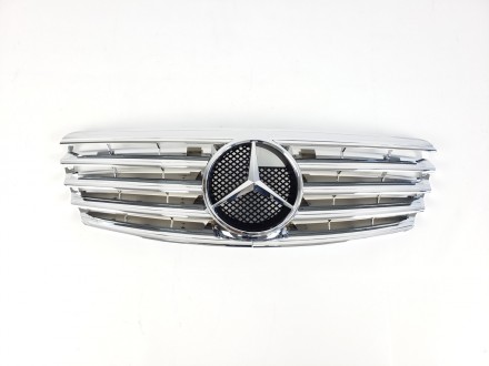 Решетка радиатора Mercedes E-Class W211 2002-2006год CL Chrome. Чернівці. фото 1 Решетка радиатора Mercedes E-Class W211 2002-2006год CL Chrome. Чернівці. фото 1