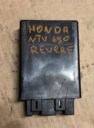 Honda NTV 650 Revere, пробег по Германии 37871 км. По запчастям. Все, кроме рамы. . фото 12