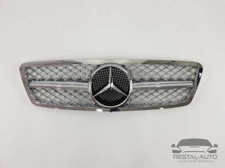 Решотка радиатора Mercedes C-Class W203 2000-2006год SL Chrome. Чернівці. фото 1 Решотка радиатора Mercedes C-Class W203 2000-2006год SL Chrome. Чернівці. фото 1
