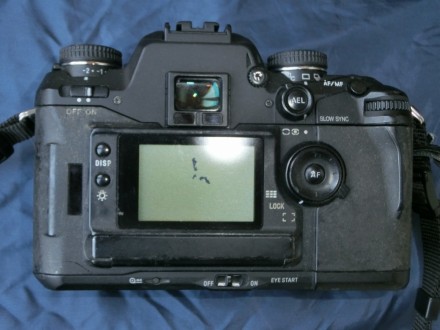 Пленочная камера Alfa (α) 7. В Европе  известна как Dynax 7 а в Северной А. . фото 5