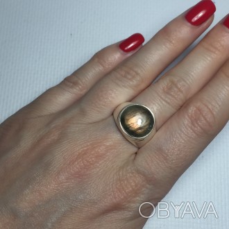 Предлагаем Вам купить великолепное кольцо с лабрадором в серебре. Размер 18,0
Ви. . фото 1