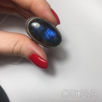 Предлагаем Вам купить элегантное кольцо с камнем лабрадор в серебре. Размер 17,3. . фото 1