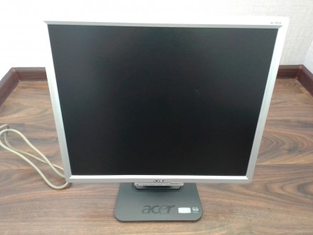 Монитор Acer 19" 19 дюймов Acer AL1916 Cs

Идеальное состояние, полностью. . фото 3