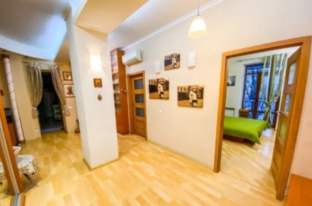В продаже хорошая просторная трехкомнтаная квартира в Приморском районе.. Одеса. фото 1 В продаже хорошая просторная трехкомнтаная квартира в Приморском районе.. Одеса. фото 1