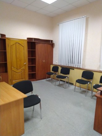 Сдаются кабинеты в офисном здании Центр, возле ул.Суворова. 16 м2, 34 м2, 10.5м2. Центр. фото 3