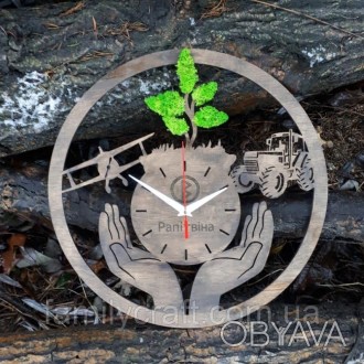 Настінний дерев'яний тематичний годинник з логотипом
Розмір 35/35 см.
Матеріал: . . фото 1