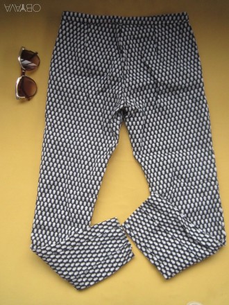 Укороченные  штаны, брюки, р.С, Италия, Vicolo .
Цвет - черный с белым. По низу. . фото 7