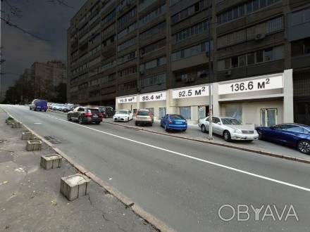 Продам группу из 4-х фасадных помещений на Кловском спуске, Киев. Общая площадь . . фото 1