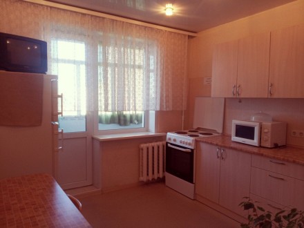 Сдам 2 комнатную квартиру ж/м Клочко, в квартире выполнен хороший ремонт, новая . . фото 4