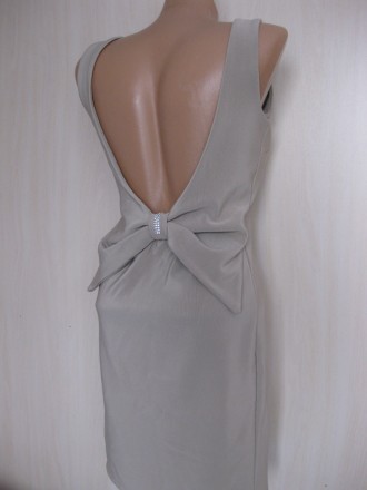 Классное платье с голой спиной и бантом, Италия, M/L, км0864
цвет серо-бежево-к. . фото 9