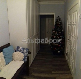 Продается 3-х комнатная квартира 
на Милославской ,2.
Площадь общая 82 м2, жилая. Троещина. фото 2