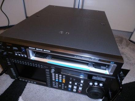 Sony SRW-5800/2 професиональный студийный рекордер работающий в формате HDCAM-SR. . фото 3
