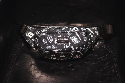 Бананка Custom Wear Triada Trash Black. Київ. фото 1 Бананка Custom Wear Triada Trash Black. Київ. фото 1