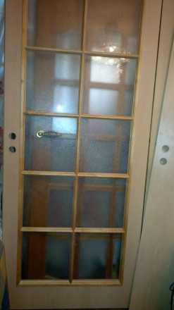 Продам двери межкомнатные б/у без каробок. На одной двери нет одного стекла видн. . фото 7