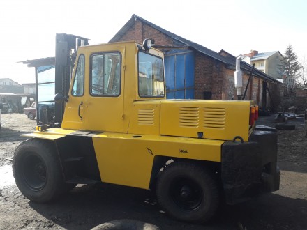Продам Львівський навантажувач дизельний двигун Д144(т40) вантажопідйомністю 5т. . фото 6 Продам Львівський навантажувач дизельний двигун Д144(т40) вантажопідйомністю 5т . . фото 6