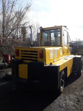 Продам Львівський навантажувач дизельний двигун Д144(т40) вантажопідйомністю 5т. . фото 4 Продам Львівський навантажувач дизельний двигун Д144(т40) вантажопідйомністю 5т . . фото 4
