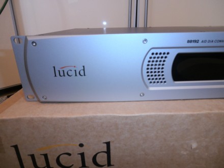 Аудиоконвертер Lucid 88192
8-канальный преобразователь ADDA с разрешением 24 би. . фото 9