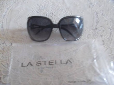Фирменные солнцезащитные очки от LA STELLA c металлическими элементами. Отличная. . фото 2