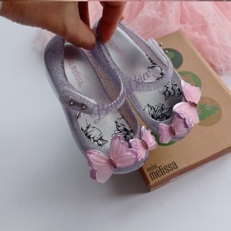 Неймовірно красиві туфельки від відомого бренду Міні Меліса. 
Пахнуть цукеркою
М. . фото 4