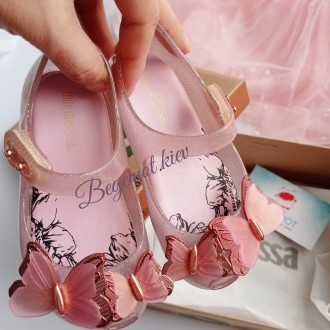 Туфельки на девочку мини мелисса Mini Melissa Бабочки розовые. Киев. фото 1 Туфельки на девочку мини мелисса Mini Melissa Бабочки розовые. Киев. фото 1