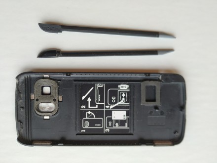 Задня панель та стілус (2 шт. ) для Nokia 5800.
Майже нові. 

Можлива продажа. . фото 3