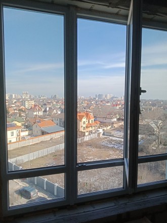 Продается 2 комнатная квартира на улице Толбухина в жилом комплексе "Омега&. Киевский. фото 5