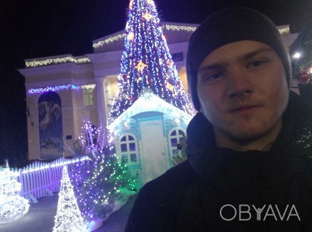 Зовут Олег 18 лет люблю гулять с друзьями, играть в компьютерные игры, смотреть . . фото 1