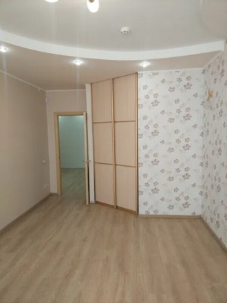 Продам квартиру на Драгоманова. Продам 2-х комнатную квартиру 82,5 м, 2 отдельны. . фото 3