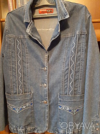 Продам женский джинсовый пиджак. Сине-серый цвет. 48-50 размер. Немного  б/у. В . . фото 1