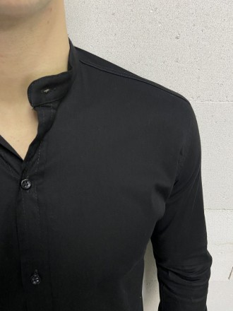 
 Крутая однотонная рубашка чёрного цвета
Стильно смотрится
Хороший крой
95% кот. . фото 4