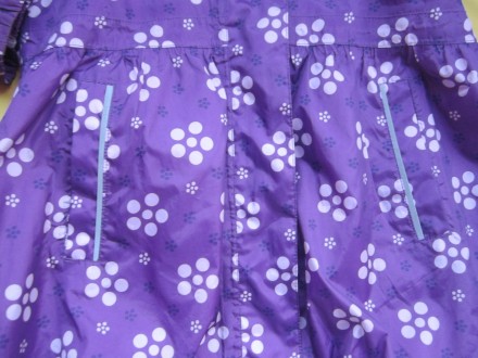 Ветровка  дождевик  курточка  плащ, р.122-128, TCM.
Цвет - фиолетовый в цветочк. . фото 11