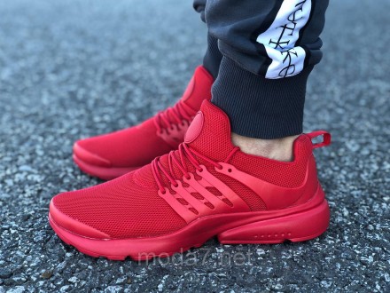 
Мужские кроссовки Nike Air Presto красные
Красного цвета и красными шнурками.
О. . фото 10