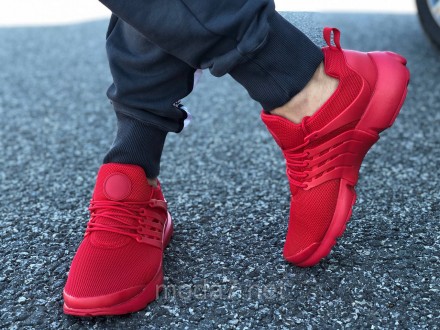 
Мужские кроссовки Nike Air Presto красные
Красного цвета и красными шнурками.
О. . фото 14