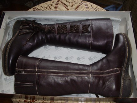 Красивые зимние кожаные сапоги .Цвет коричневые .Подойдут на 37 и 37,5 размеры.. . фото 7