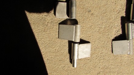 петлі на металічні ворота або двері
виготовлені з прутка нержавіючої сталі Ф20 . . фото 8