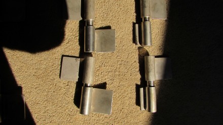 петлі на металічні ворота або двері
виготовлені з прутка нержавіючої сталі Ф20 . . фото 5
