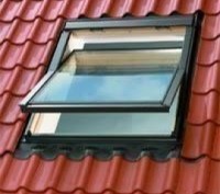 
Velux GZR 3050 – это деревянное мансардное окно эконом класса с центральной ось. . фото 3