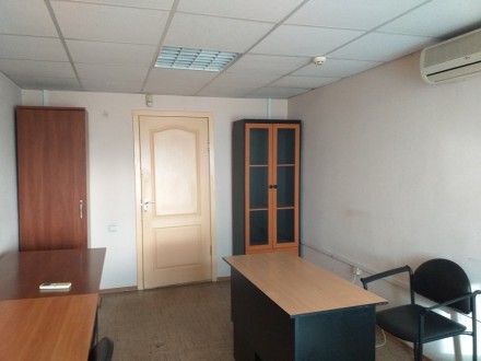 Продаются офисные помещения расположенные в бизнес-центре по ул. Кобылянского об. Центрально-Городской. фото 9