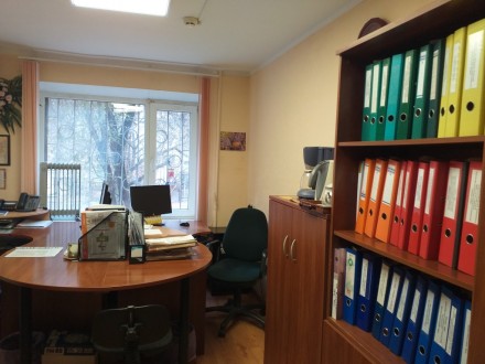 Продаются офисные помещения расположенные в бизнес-центре по ул. Кобылянского об. Центрально-Городской. фото 12