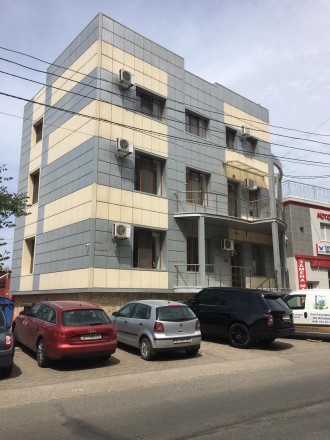 
 №1538 Предлагаем к продаже фасадное офисное здание на Таирова по ул. Ильфа и П. Таирова. фото 2
