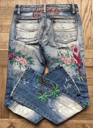 Стильные женские джинсы Amisu denim с ярким вышитым рисунком(аппликацией). Произ. . фото 5