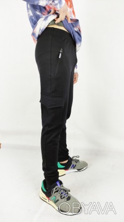  
Трикотажные брюки Джогеры двунитка с манжетами, карманами на замке и с шнурком. . фото 1