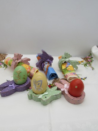 Весенние ,праздничные подставки для пасхальных яиц и салфеток,в форме кроликов и. . фото 2