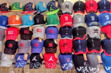 Спортивные, стильные и конечно модные кепки и бейсболки на все вкусы и стили. хл. . фото 11